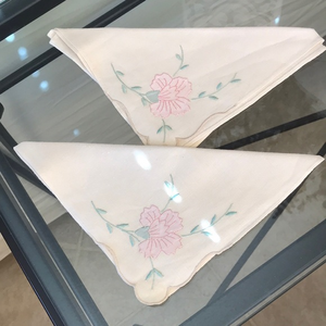 VINTAGE EMBROIDERED NAPKINS set of two, tasteful pink flower appliqués, like new